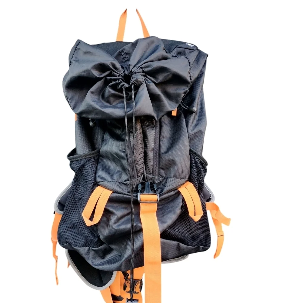Coleman Backpack.. 🥾🥾 Grab Your Passport And Let's Goo...